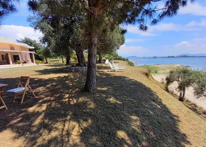 Kiani Akti Villas